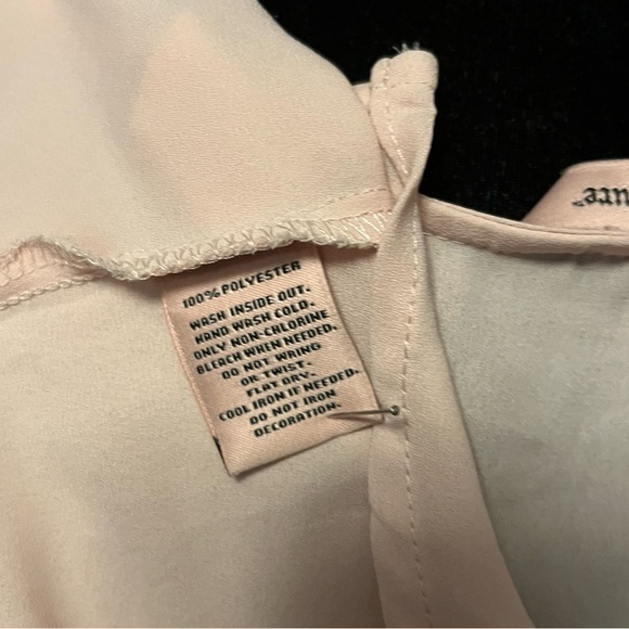 JUICY COUTURE CRAZY CUTE LIGHT PINK WITH GEMS ASYMMETRICAL HEM LONG SLEEVE TOP - Picture 9 of 9